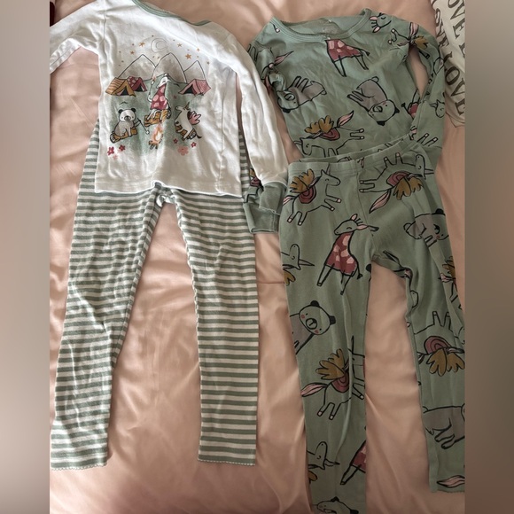 Carter's Other - Carters/Old Navy 4T bundle pajamas EUC